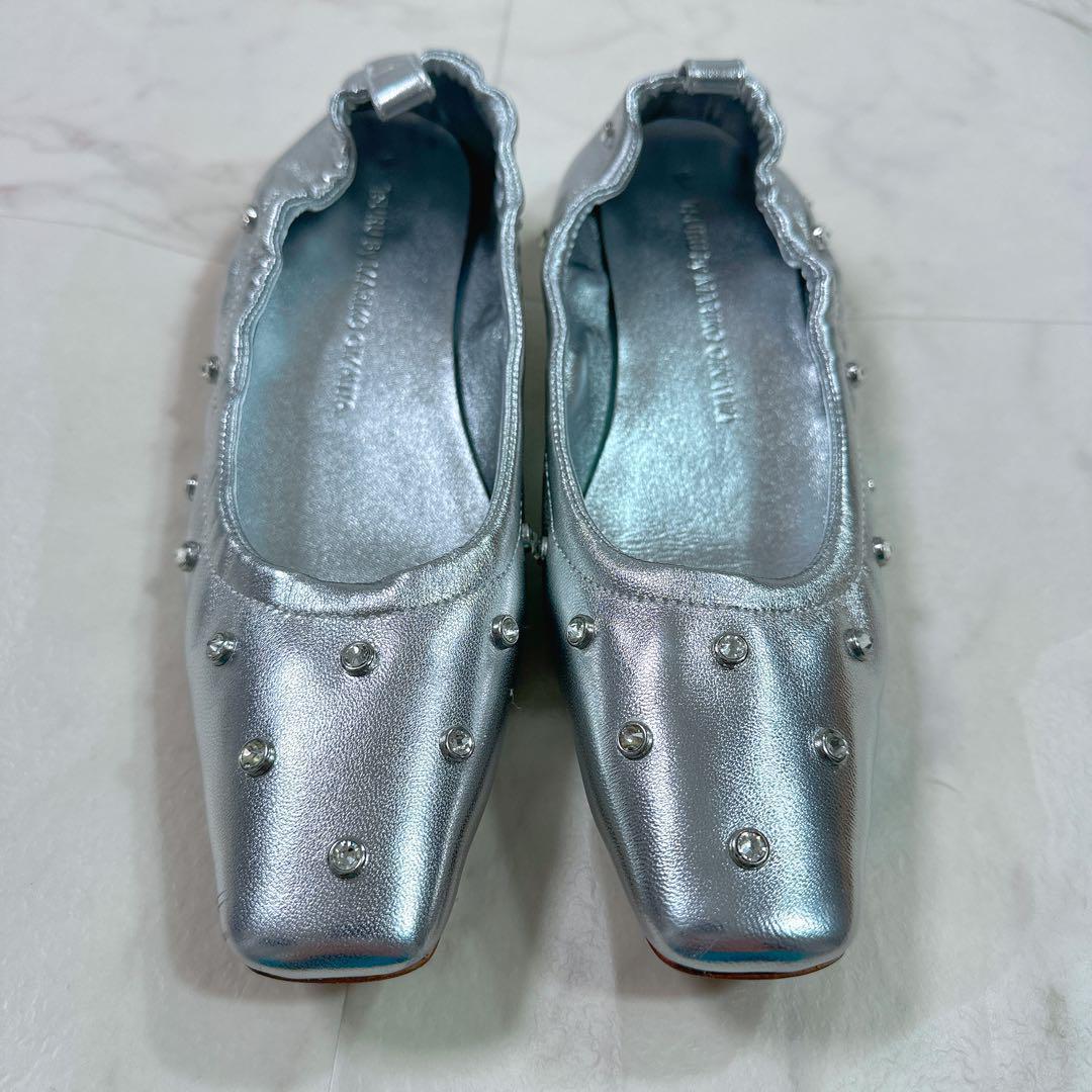 ツルバイマリコオイカワ Millenia バレエシューズ 今期 スタッズ