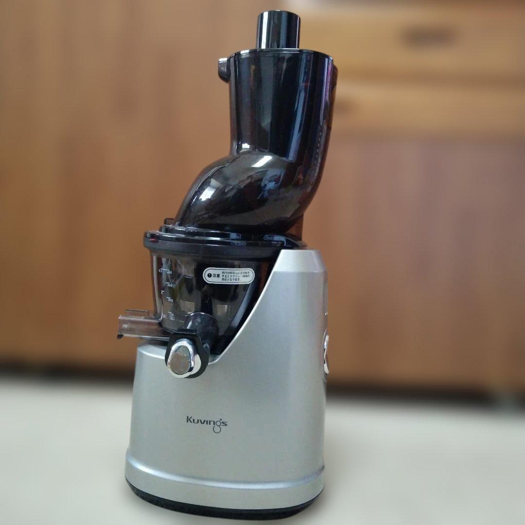 Kuvings クビンス ホールスロージューサー ジューサー EVO-800 - メルカリ