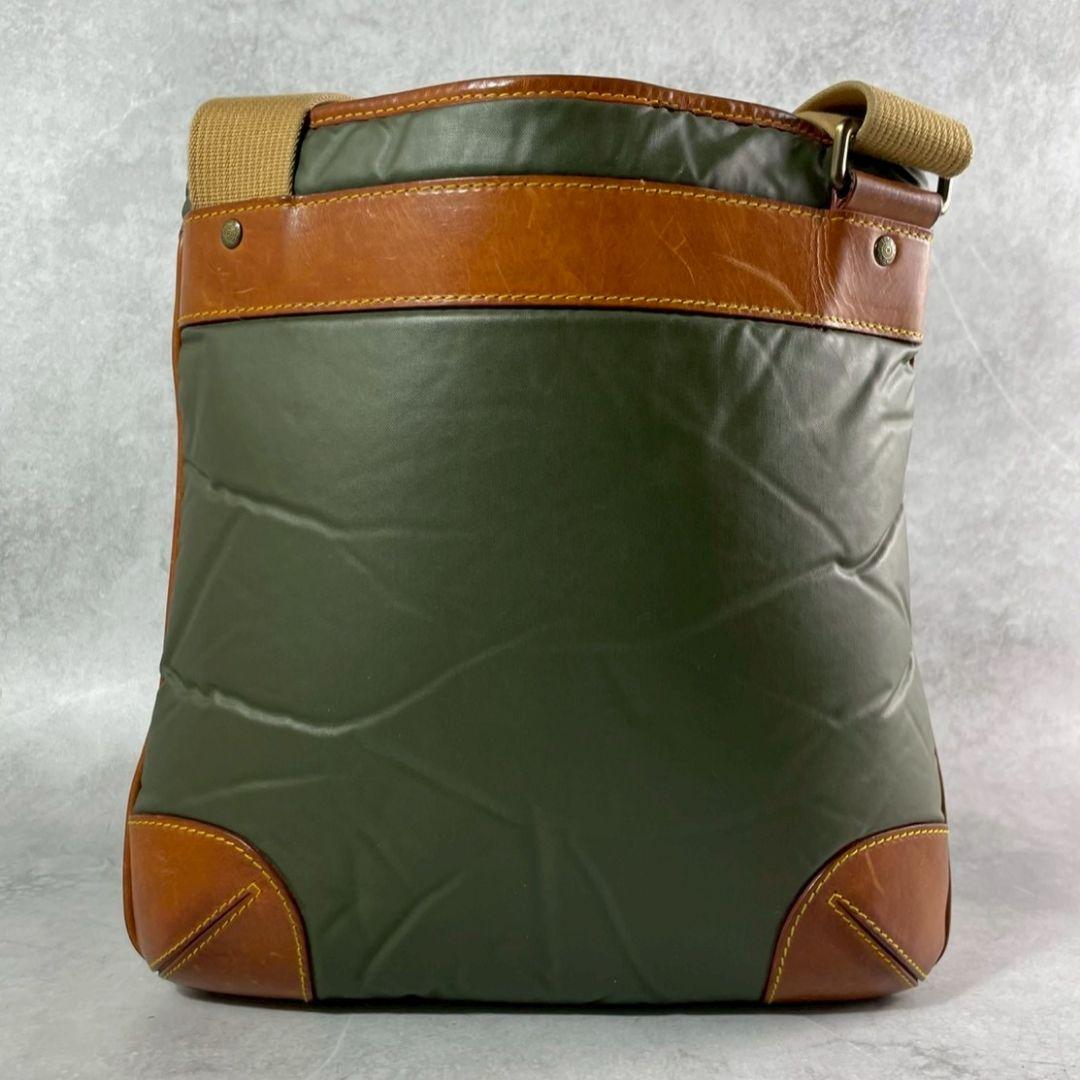 HUNTING WORLD バチューサー ショルダーバッグ 長さ調整 緑 - バッグ最