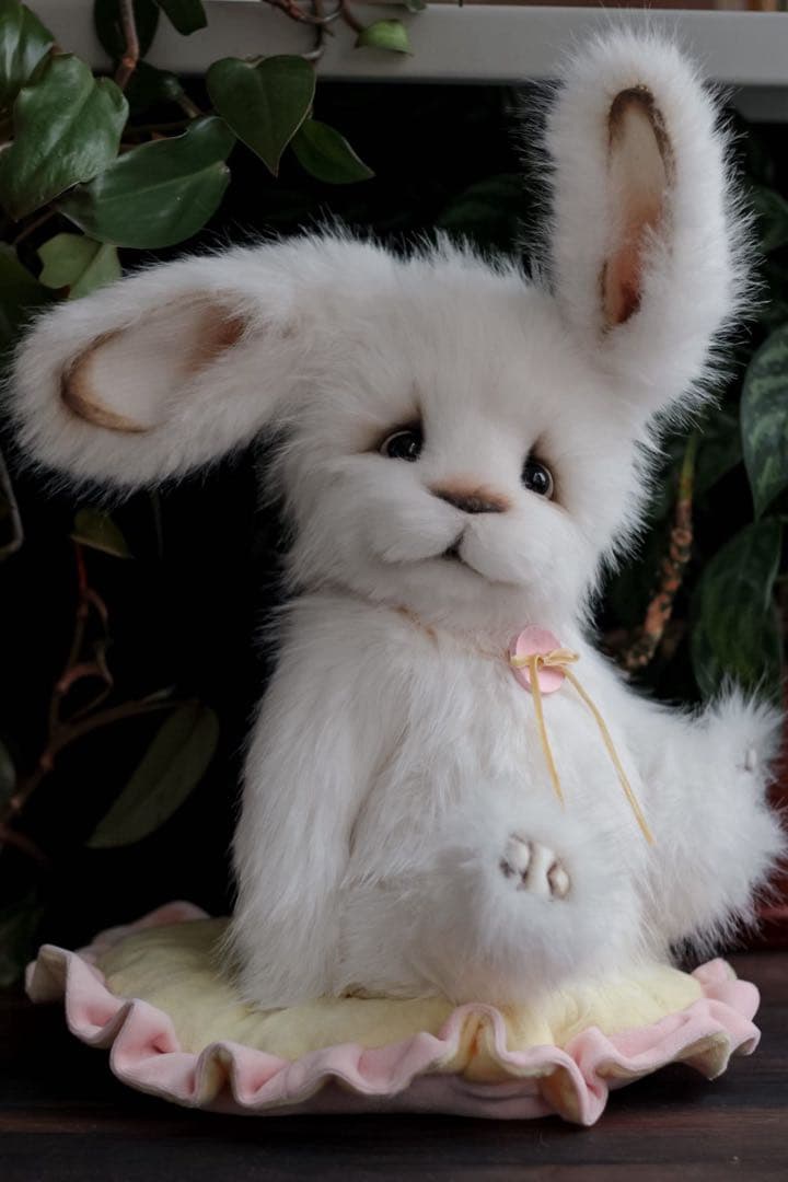 海外作家様作 アートドール 真っ白ウサギ - メルカリ