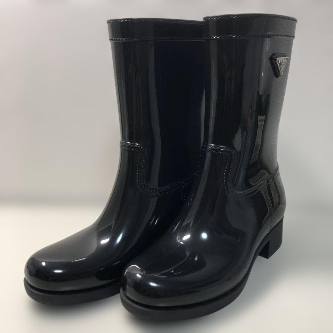 美品】PRADAブラック レインブーツ サイズ36 - メルカリ