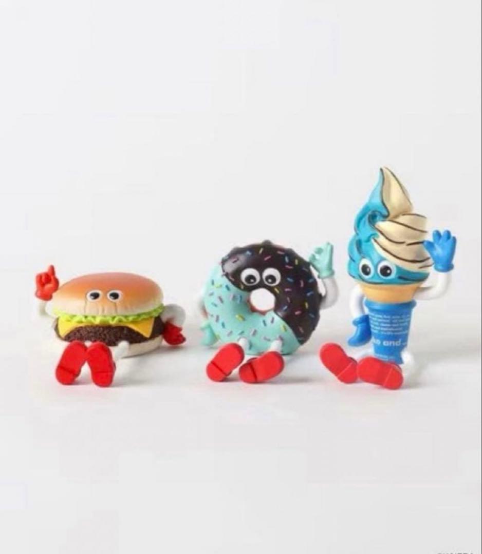 フレーバーズ niko and お座りオブジェ 3体セット - メルカリ