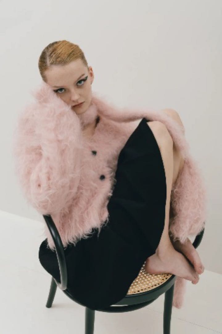 THE TOÉ ピンク シャギーカーディガン - メルカリ