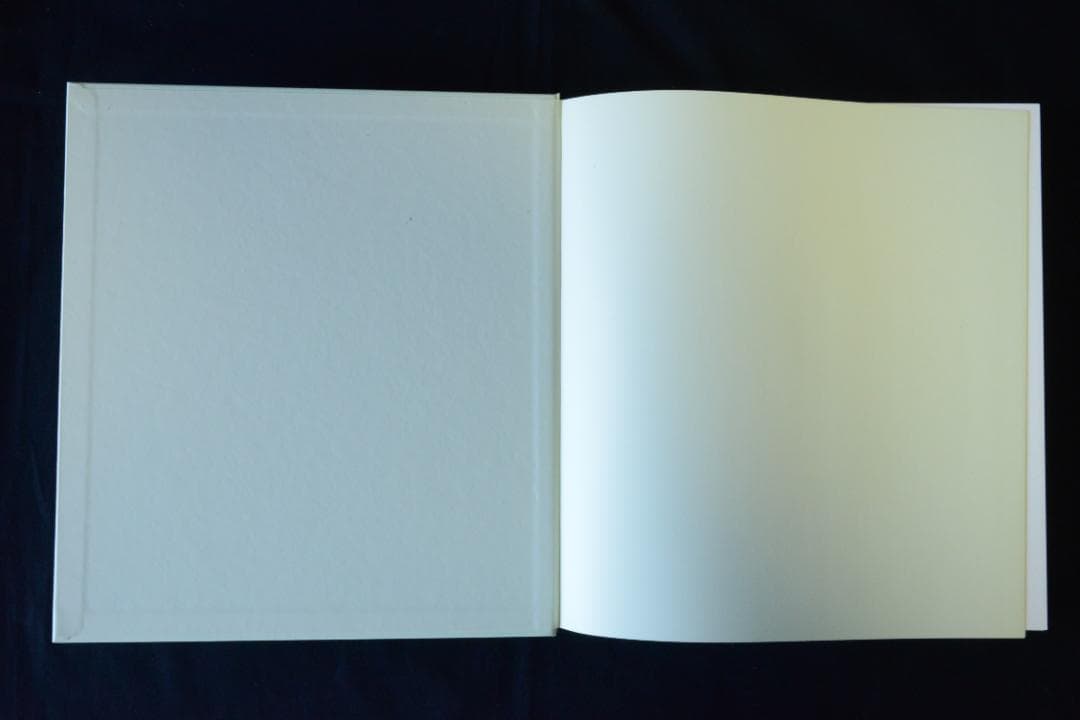 Theatres】杉本博司 アルミケース入り限定版大幅に再々値下げしました