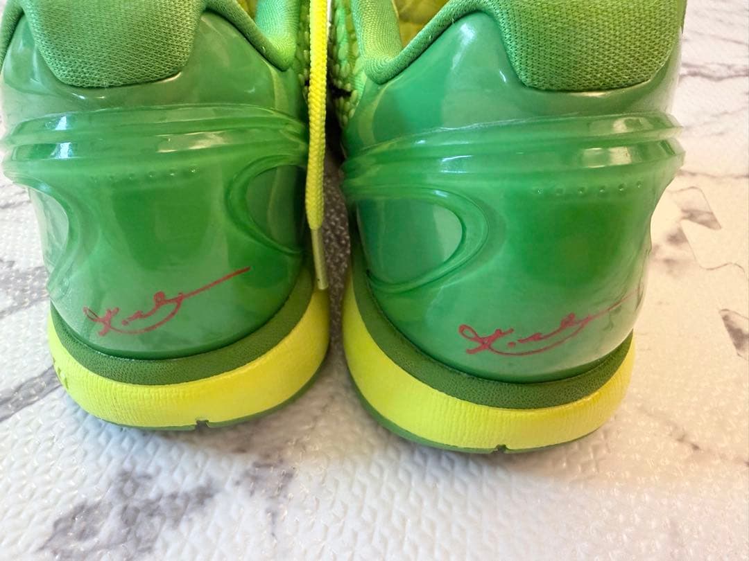 【中古品】NIKE KOBE 6 PROTRO \"GRINCH\" 28.5cm