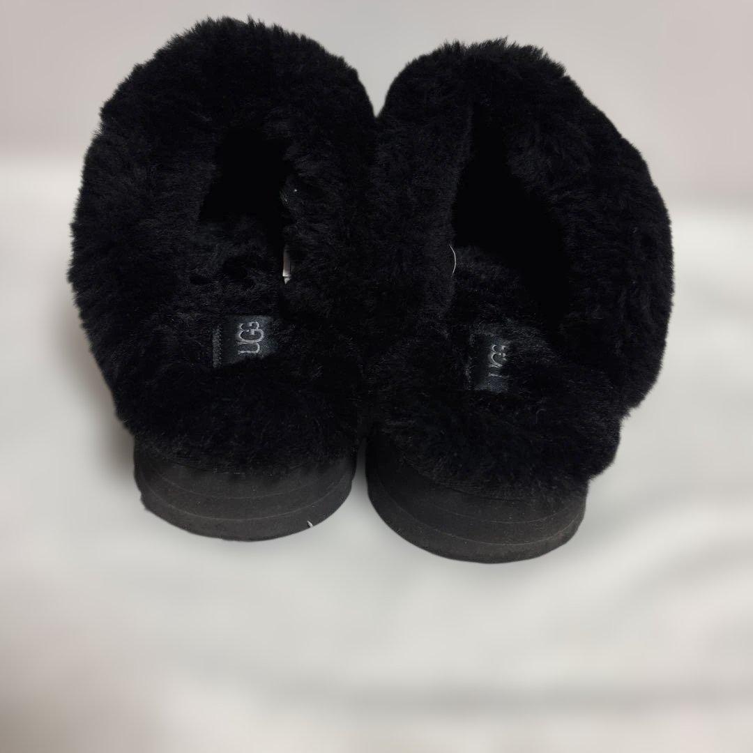 綺麗♡UGG 黒 スエード ファー付き クロッグ サンダル サボ アグ 24