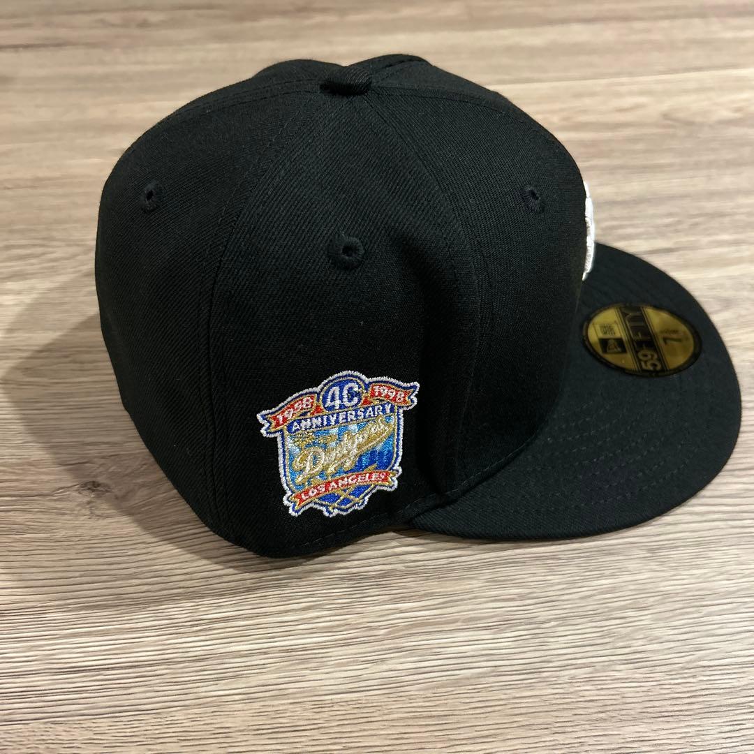 NEWERA ドジャース 40周年記念 59FIFTY LA 逆ロゴ 7 3/8 - メルカリ