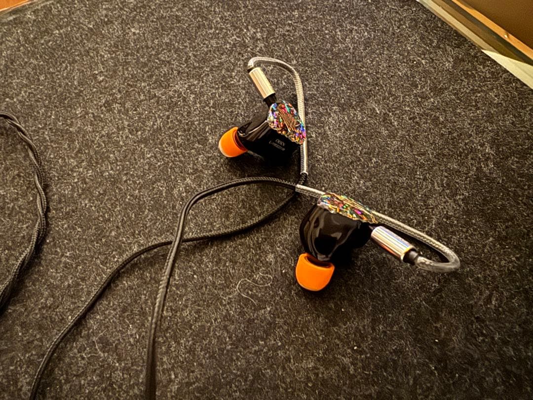 ほぼ新品 保証あり EMPIRE EARS ODIN 4.4mm