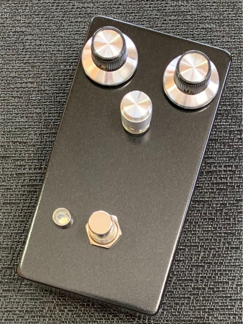 EarthQuaker Devices Black Ash クローン EarthQuaker Devicesよりファズ2機種が限定復刻 | ギタセレ（Guitar