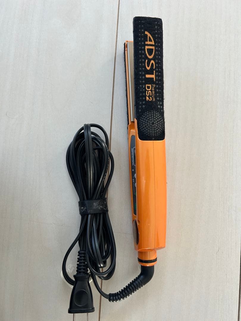 美品❗️ADST DS2 ストレートヘアアイロン オレンジ ADST（アドスト） 爆買 プレミアム ストレートアイロン DS2 ADST