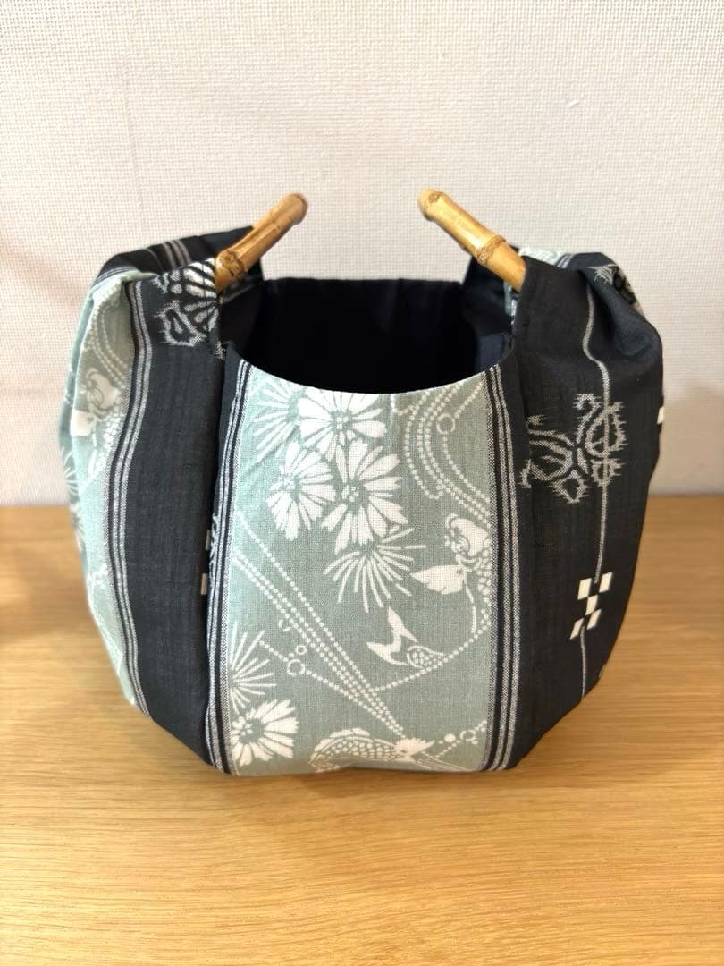 和装バック着物バック琉球柄 蝶と鯉みんさー柄（黒グレー） 入学卒業