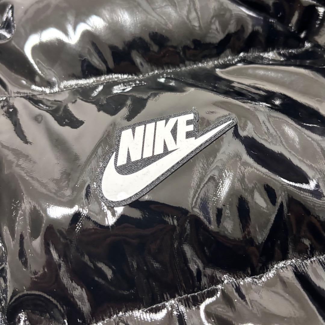 NIKE ダウンジャケット S エナメル テカテカ yvng patra - メルカリ
