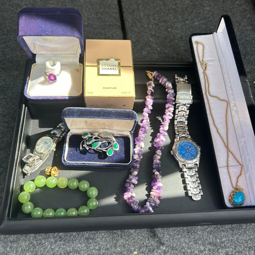 遺品整理・生前整理品】 ネックレス 時計CHANEL ピンネクタイ - メルカリ