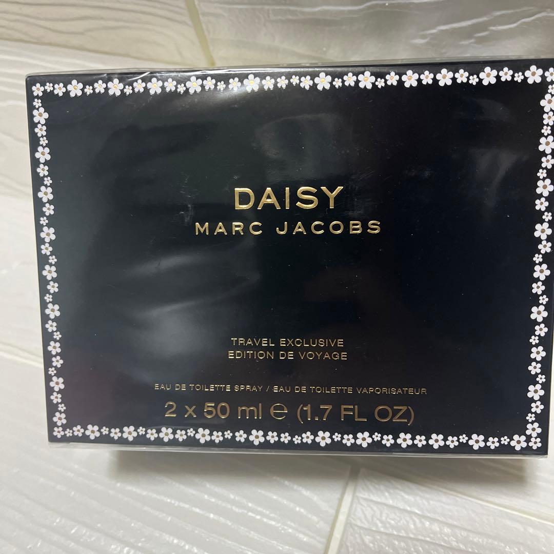 新品未開封 マークジェイコブス デイジー オードトワレ 50mL2個セット MARC JACOBS（マーク・ジェイコブス） 【並行輸入品】マーク
