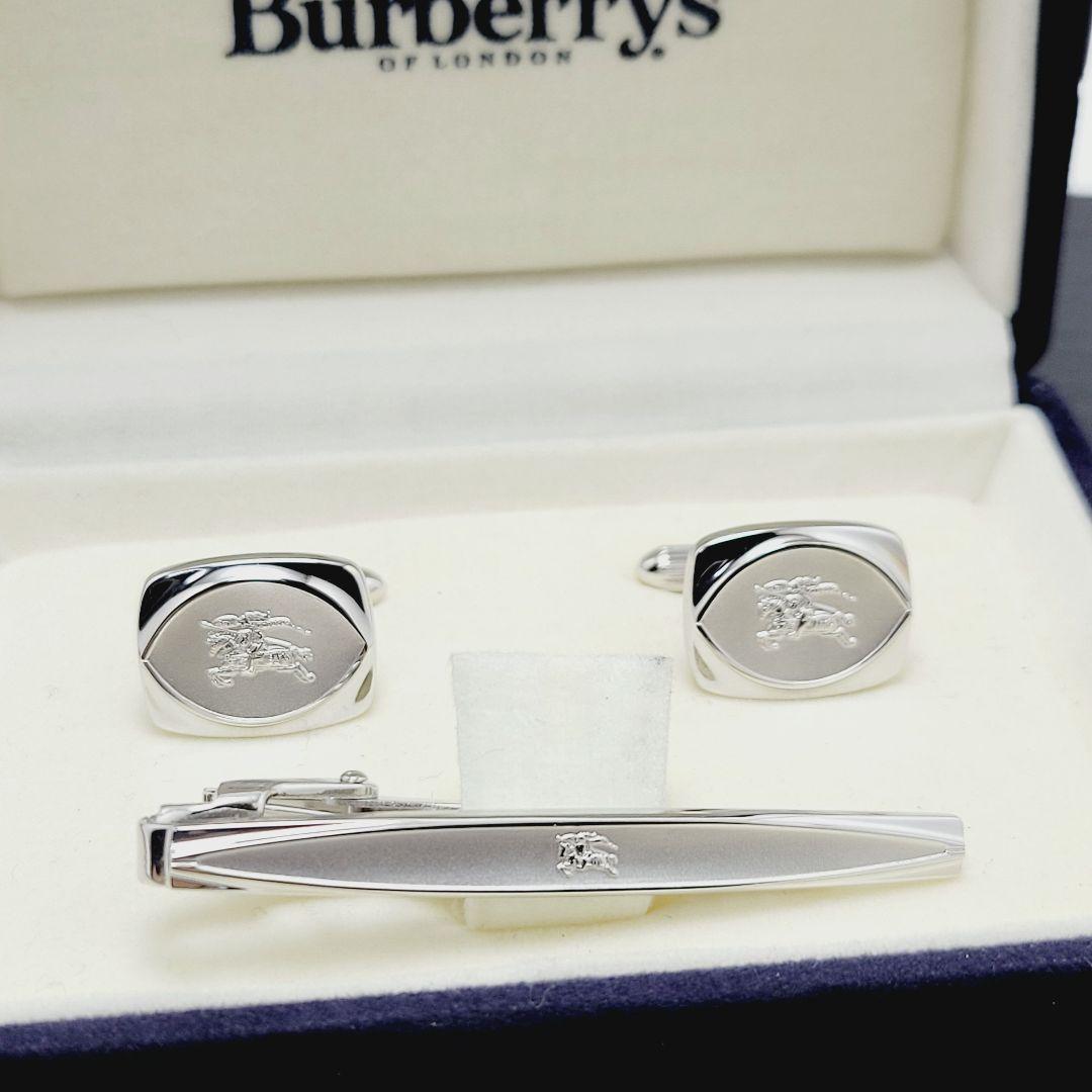 極美品】Burberrys ネクタイピン カフス ナイト 騎士 シルバー - メルカリ