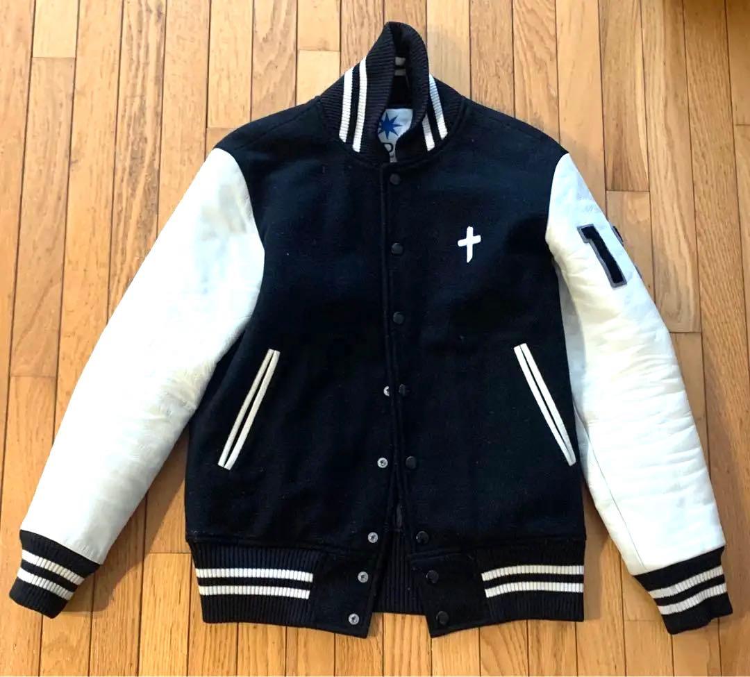 GDC 刺繍スタジャン Mサイズ ブラック・ホワイト - メルカリ