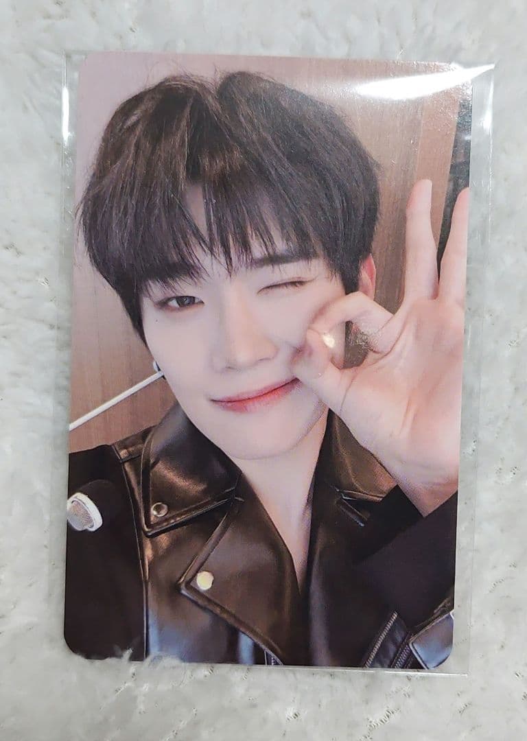 ZB1 RE-FLOW pluschat ラキドロ キムテレ - メルカリ