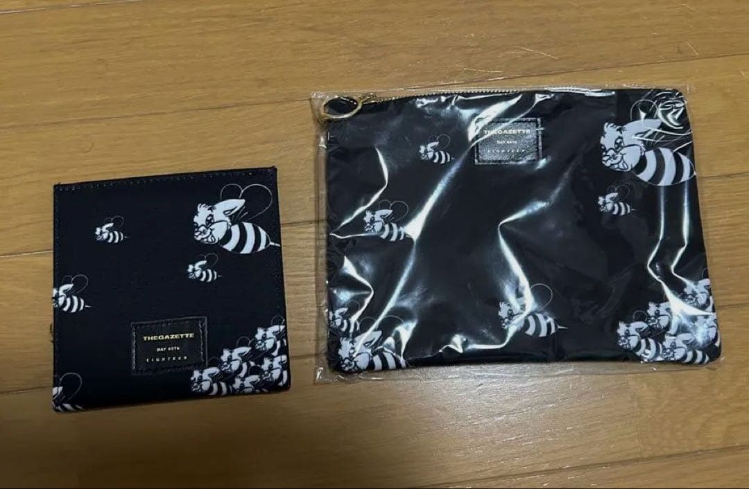 the GazettE ポーチ ミラーセット - メルカリ