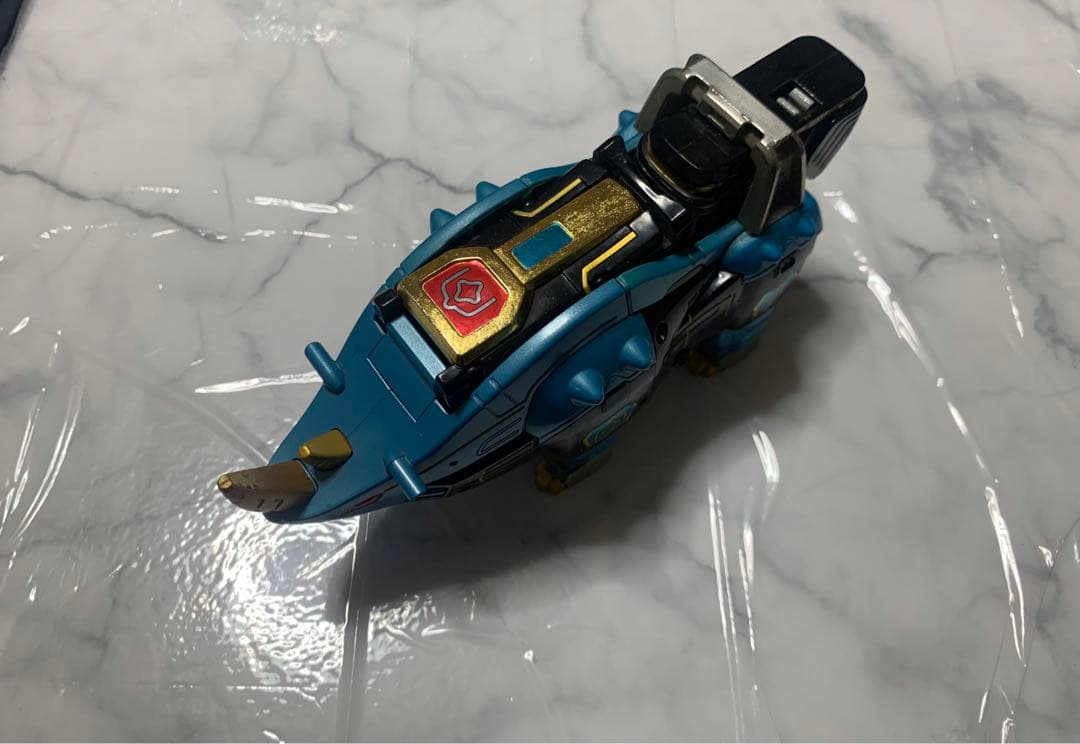 百獣戦隊ガオレンジャー DX超合金ガオマッスルストライカー - メルカリ