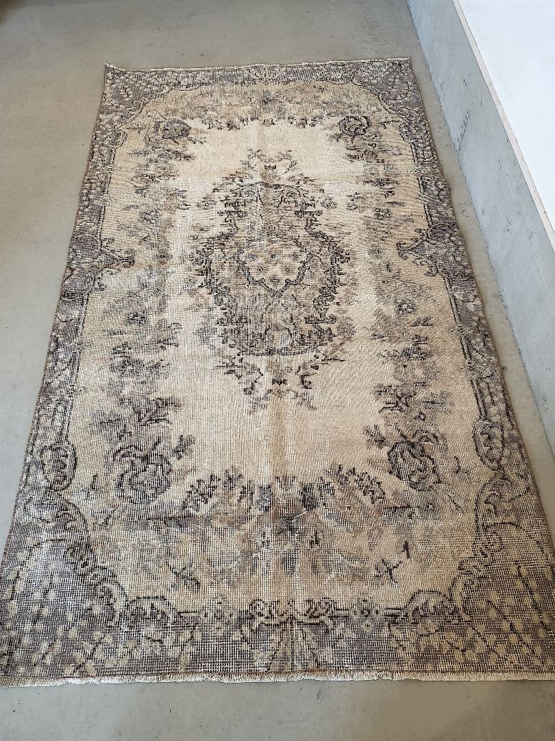 AYA ☆ セール中様専用】淡いグレーとクリームの淡色ラグ No.617