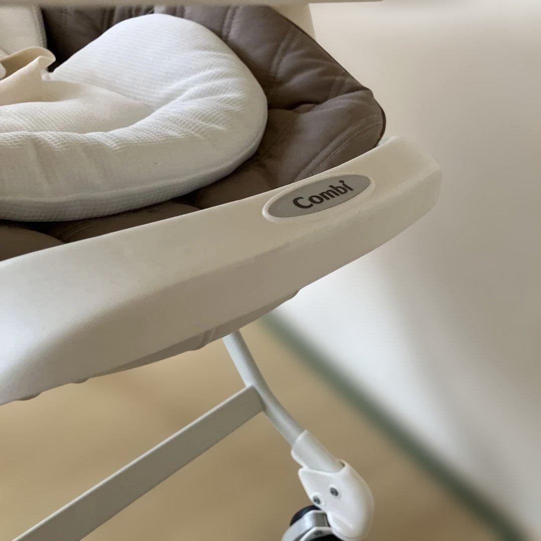 コンビ】ネムリラ オートスウィング エッグショック ココアブラウン