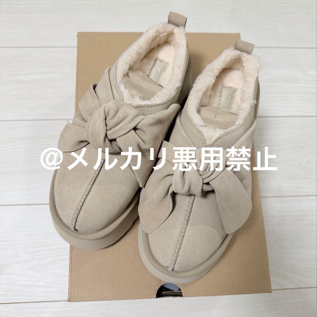UGG♡ プラットフォーム スリッポン ボウ - メルカリ