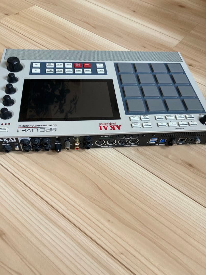 akai mpc live2 retro SSD 1TB 付属 - メルカリ