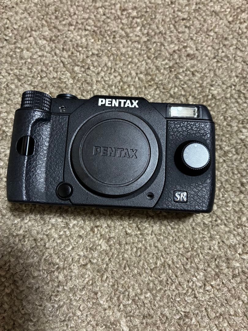 美品】PENTAXQQ0 レンズ2本セット カメラバッグ付き - メルカリ