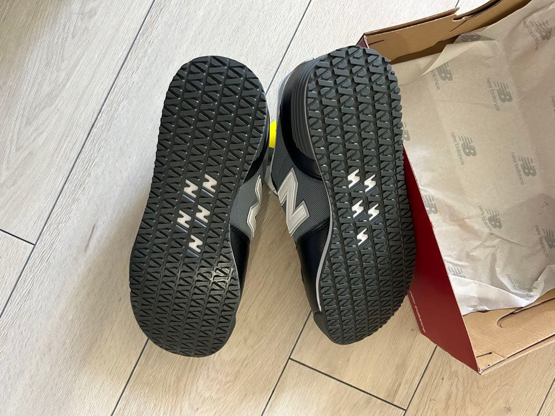ニューバランスNew Balance 安全靴　ブラック/グレー 26.0cm