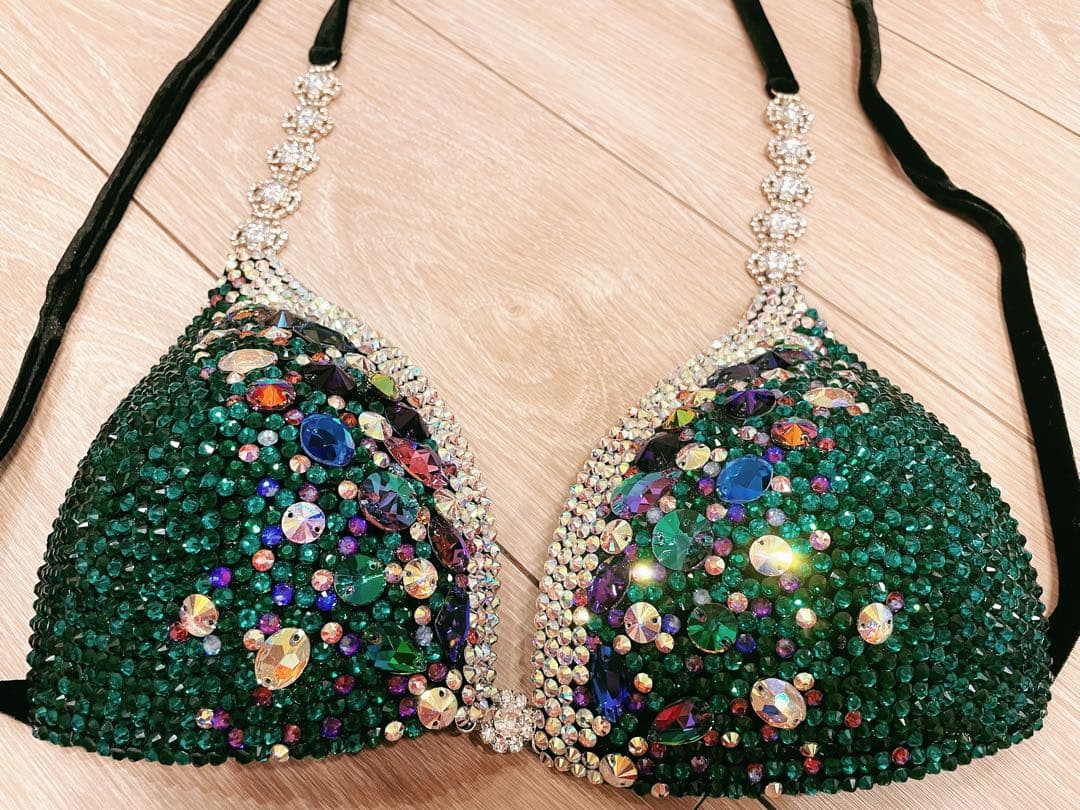 美品コンテスト用ビキニグリーン緑競技用サタスタFWJAPFキラキラライン