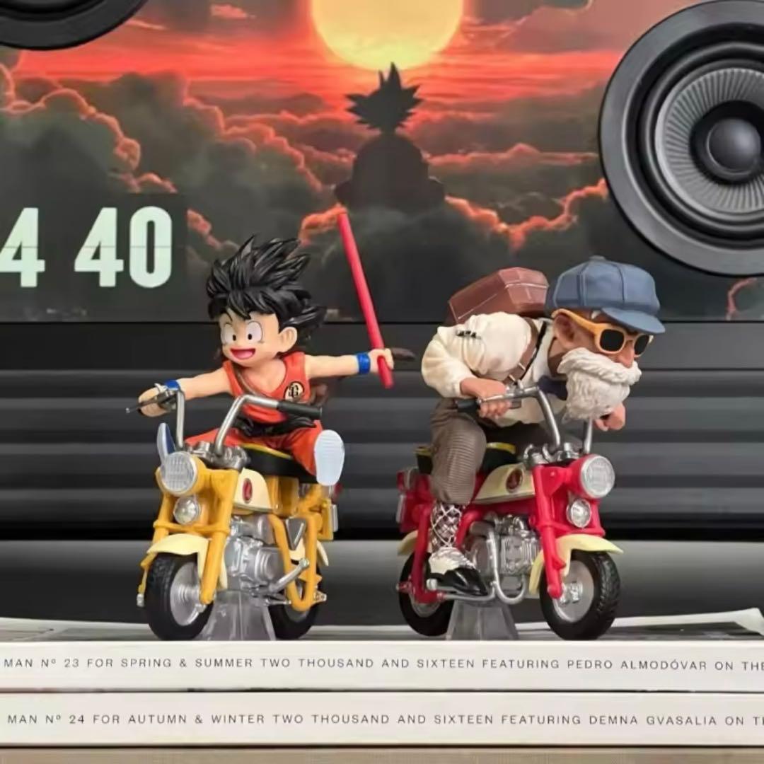 ドラゴンボール』孫悟空＆亀仙人 モンキーMiniバイク フィギュア 2体