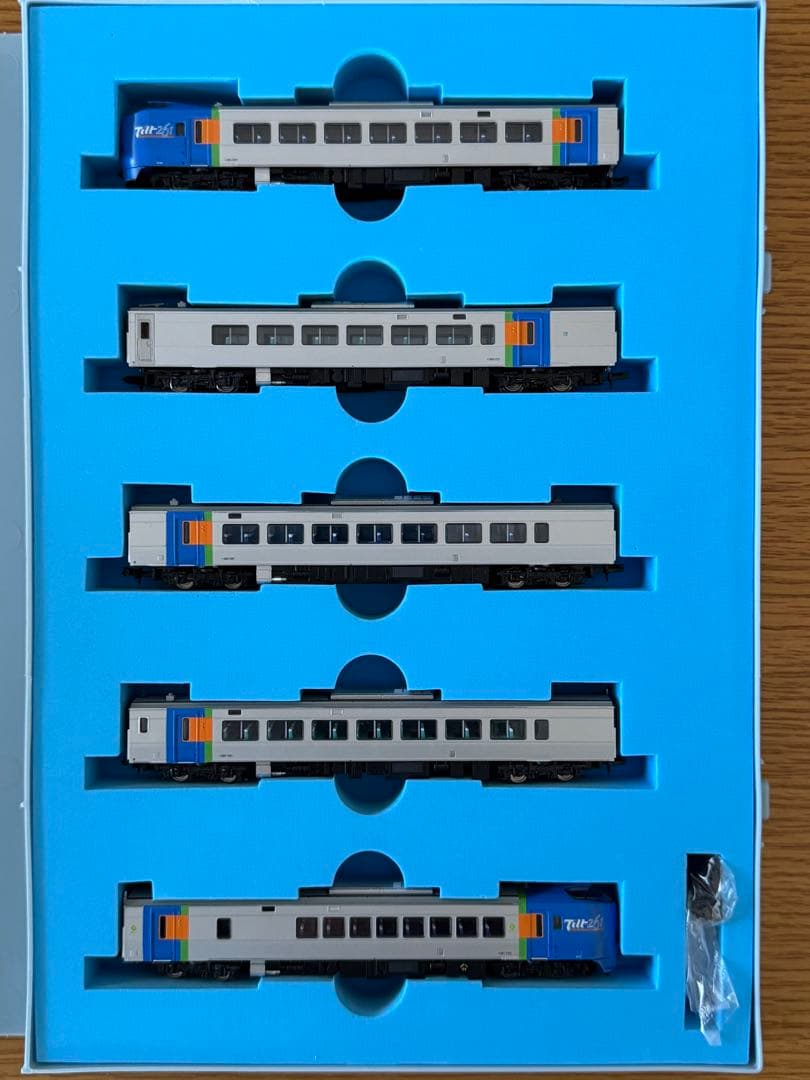 希少美品マイクロエースA8673 キハ261系1000代スーパーとかち5両セット