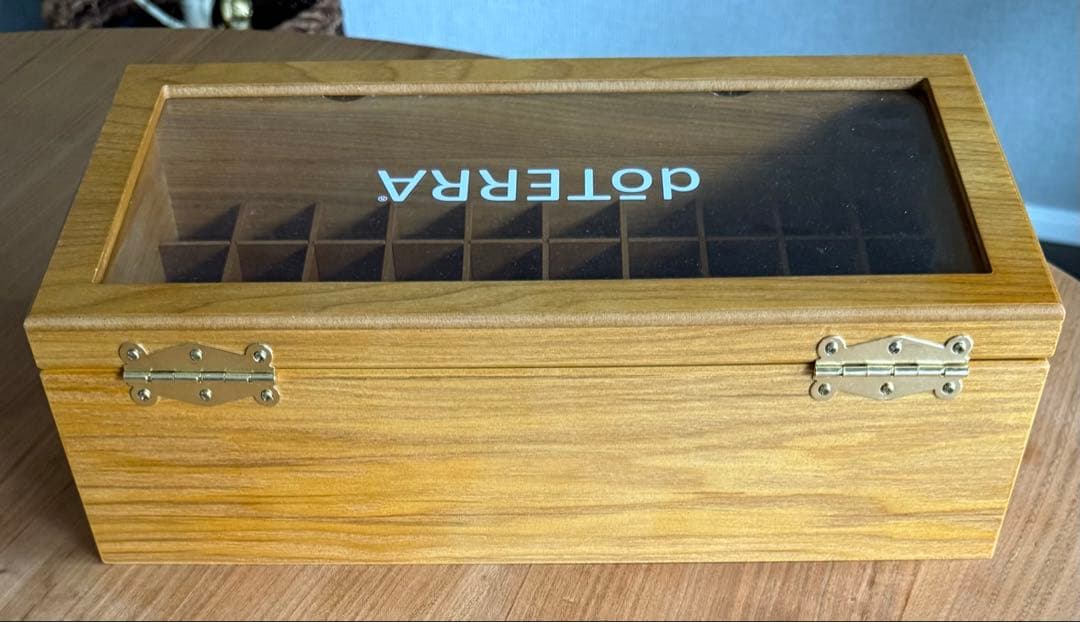 ドテラ 【正規品】木箱 ウッドボックス50本収納 - メルカリ