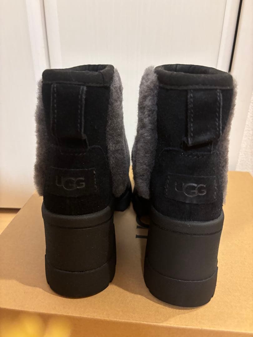 UGG BROOKLYN SUNBURST ムートンブーツ 厚底 22cm