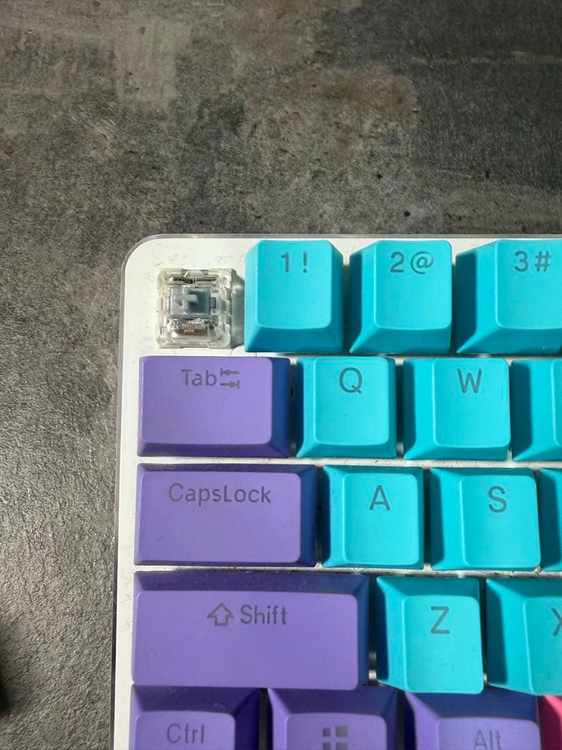 ノ*ム様 あ*る様 自作ゲーミングキーボード 銀軸 静音化済 - メルカリ