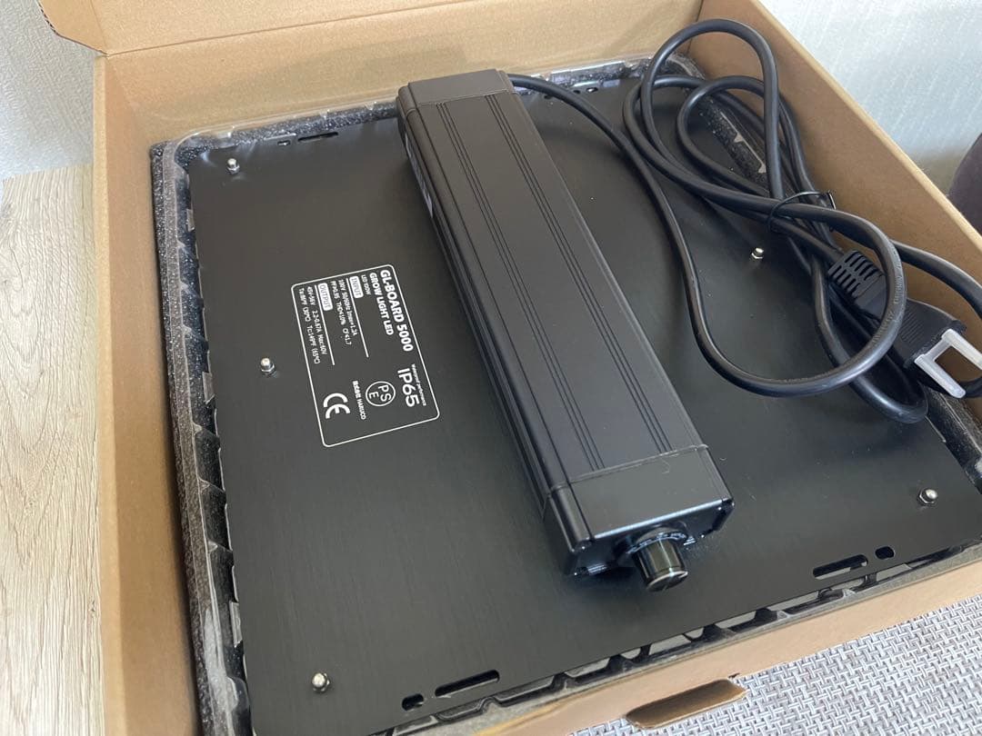 HaruDesignパネル型植物育成LEDライト GL-BOARD 5000 - メルカリ