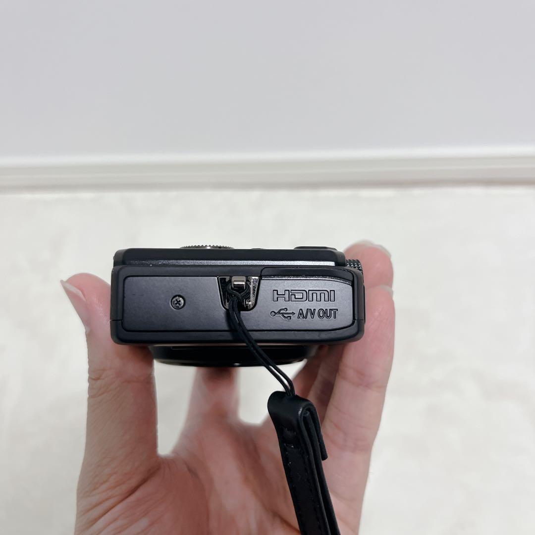 美品 Nikon COOLPIX S9300 コンデジ 付属品完備＋専用ケース付