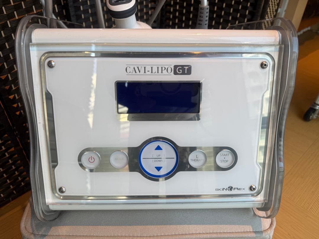 ♦︎CAVI -LIPO GT(キャビリポ) キャビテーション　業務用痩身マシン‼️