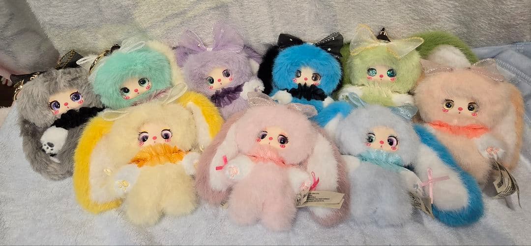 Liila's Rainbow Candy Bunny ぬいぐるみ - メルカリ