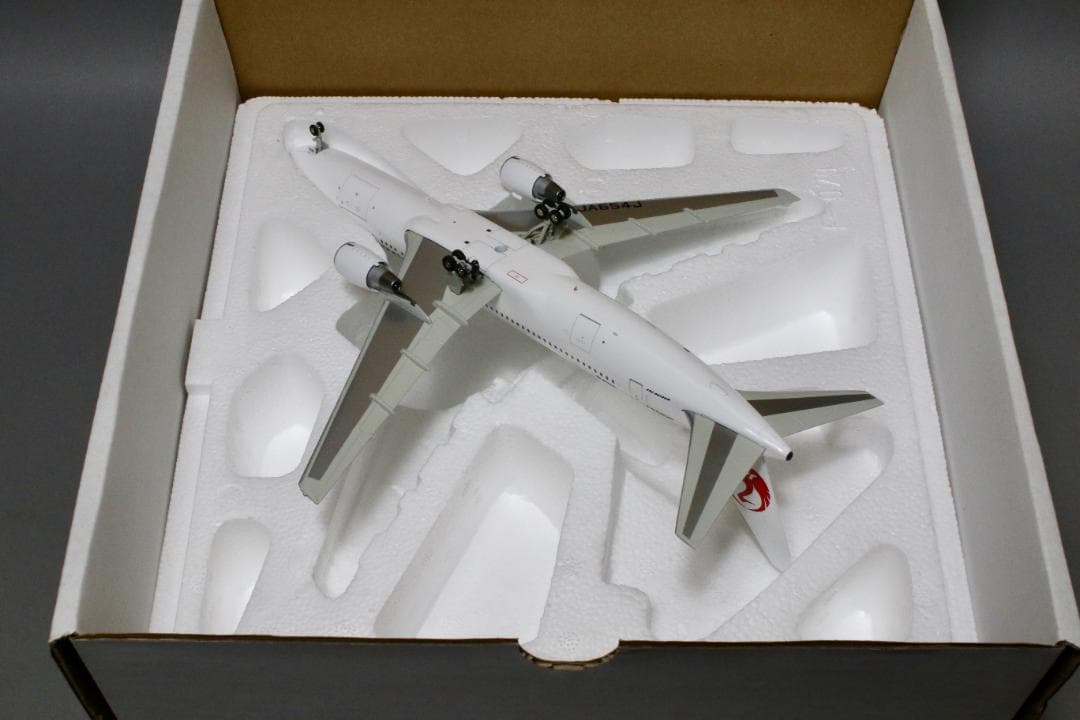 JC Wings 1/200 JAL B767-300ER JA654J