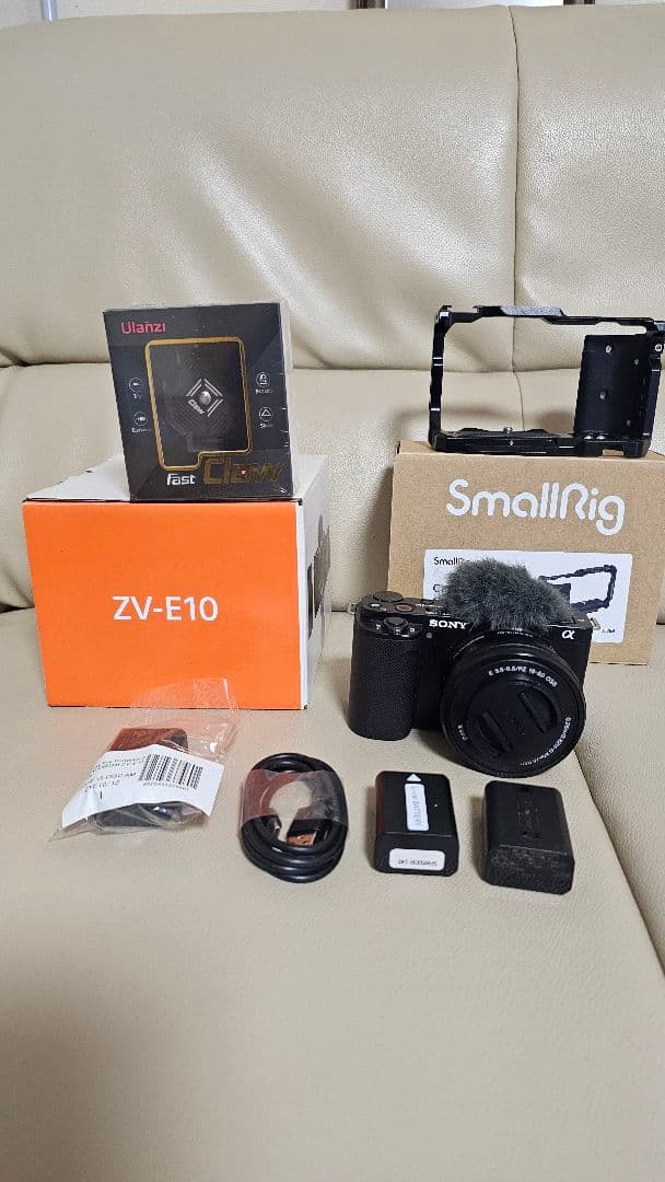 Sony ZV-E10 ミラーレスカメラ Amazon | SONY(ソニー) Vlog用カメラ レンズ交換式VLOGCAM APS-C