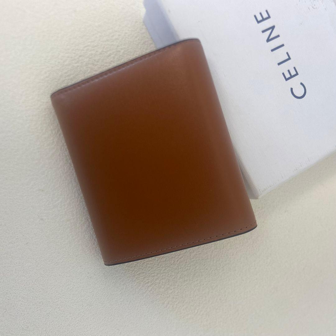 CELINE（セリーヌ） ブラウン レザー 三つ折り財布 カードポケット付き