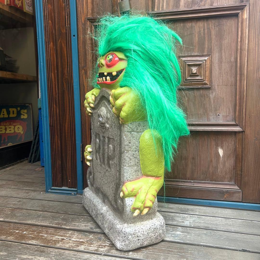 Tombstone Gremlin (A) / 墓石 グレムリン