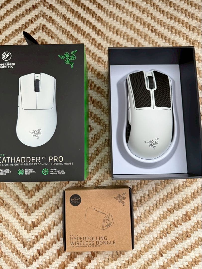 Razer Deathadder V3 pro + 8kHzドングル Razer DeathAdder V3 Pro + HyperPolling Wireless Dongle - Black