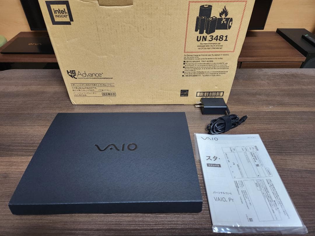 使用少 VAIO SX14 i5-1135G7 16GB LTE Office VAIO SX14 (VJS144シリーズ)【Reborn VAIO（メーカー保証付きリファー