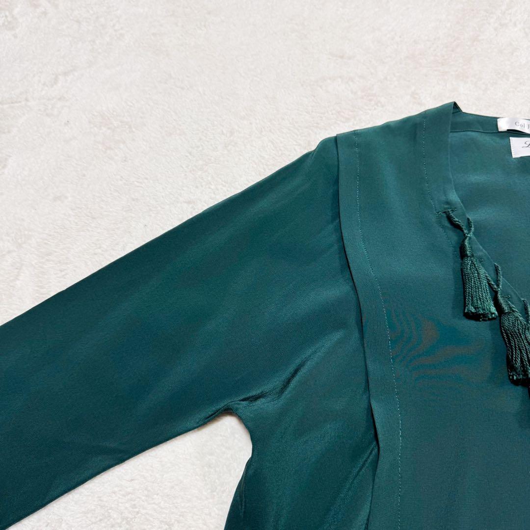 美品 リジエール コルピエロ シルク Vネック ブラウス グリーン FREE