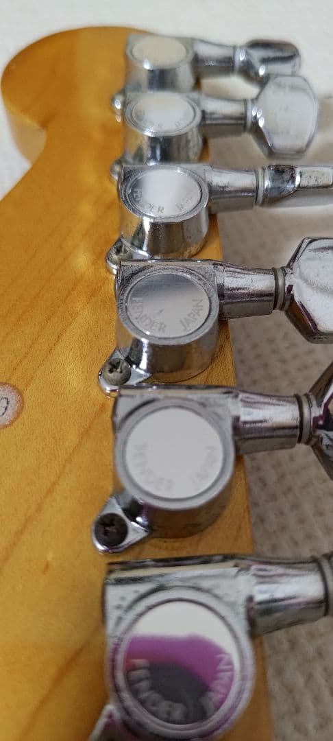 squire fujigen】レッド Stratocaster 85年 - メルカリ