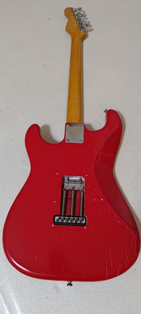 squire fujigen】レッド Stratocaster 85年 - メルカリ