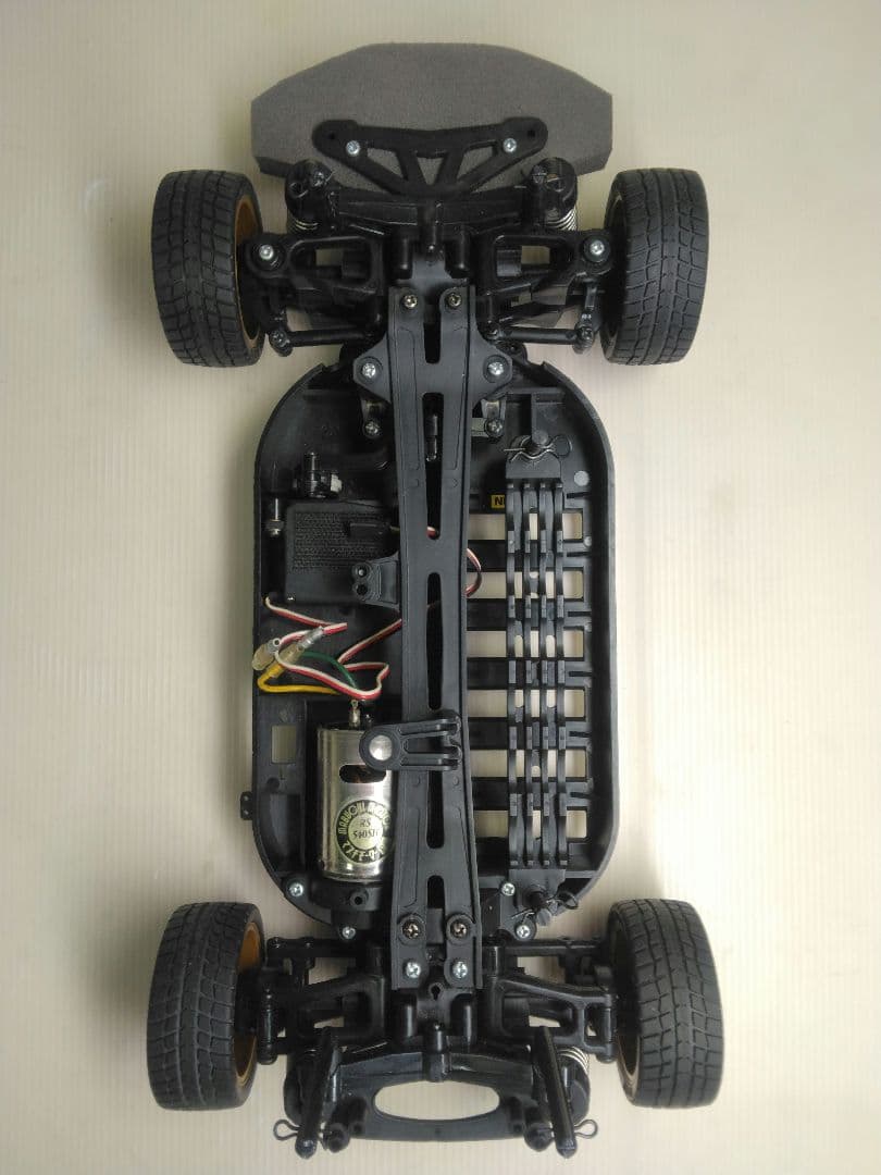 タミヤ1/10ラジコンTT01シャーシ+スープラ80ボディセット - メルカリ