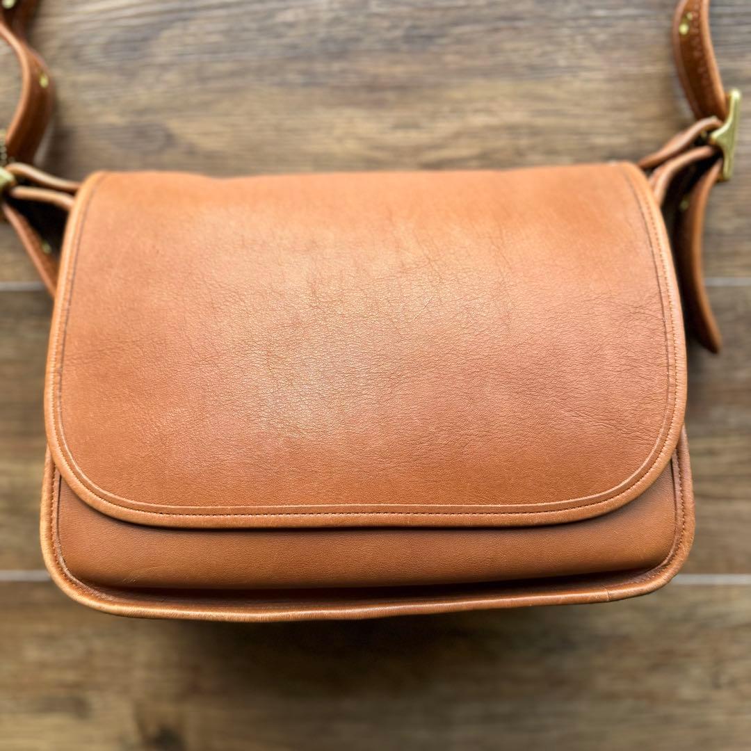 COACH オールドコーチ 9951 USA製 タン色 ショルダーバッグ - メルカリ